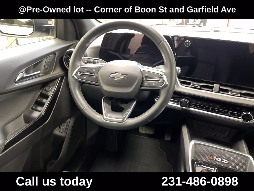 Used 2026 White Chevrolet LT image 17