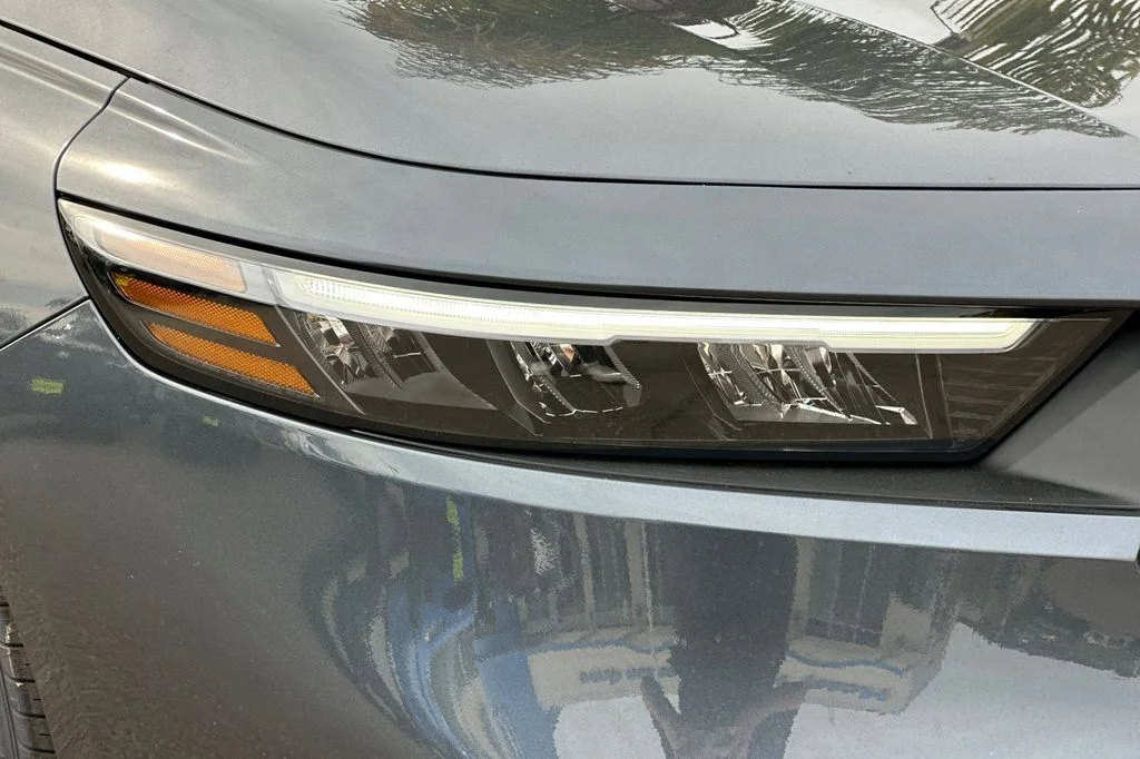 New 2026 Meteorite Gray Metallic Honda SE image 30