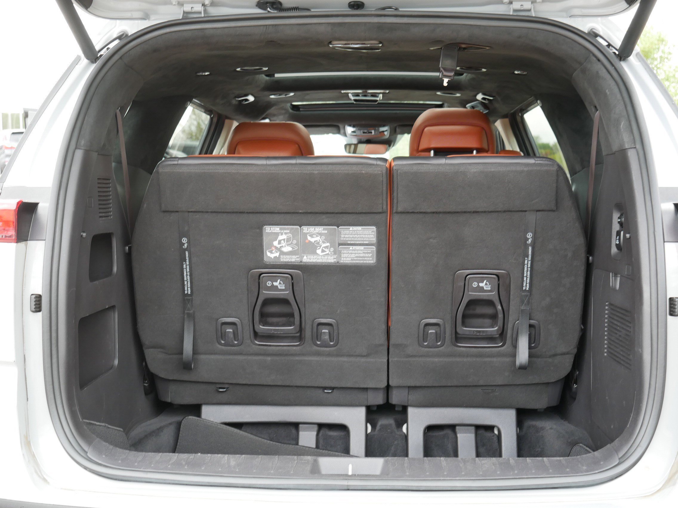 Certified Used 2022 Ceramic Silver Kia SX Prestige image 18