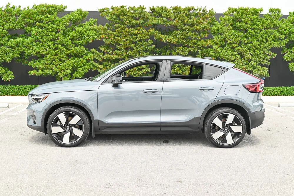 Used 2023 Gray Volvo Ultimate image 7