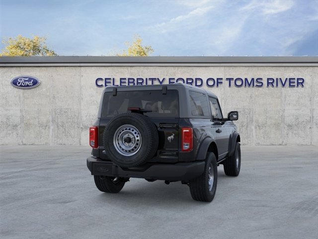 New 2025 Shadow Black Ford Base image 8