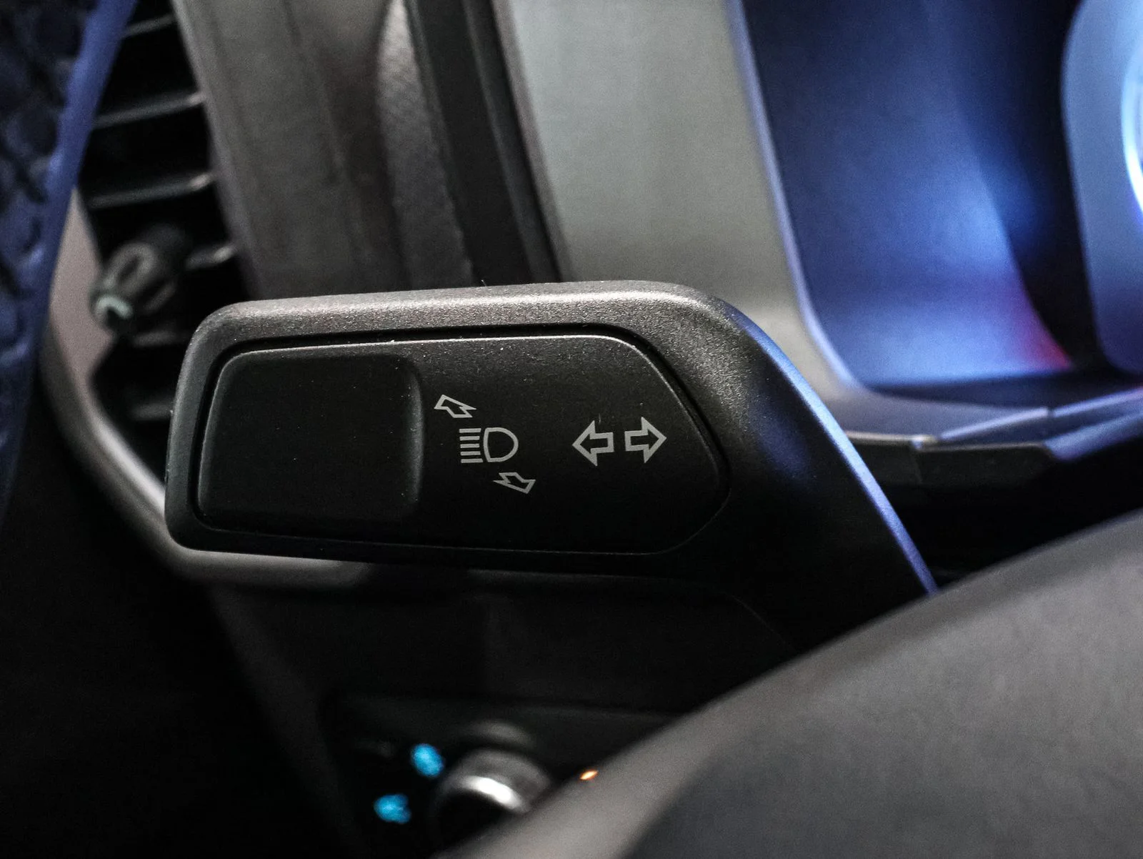 Used 2025 Oxford White Ford Big Bend® image 38