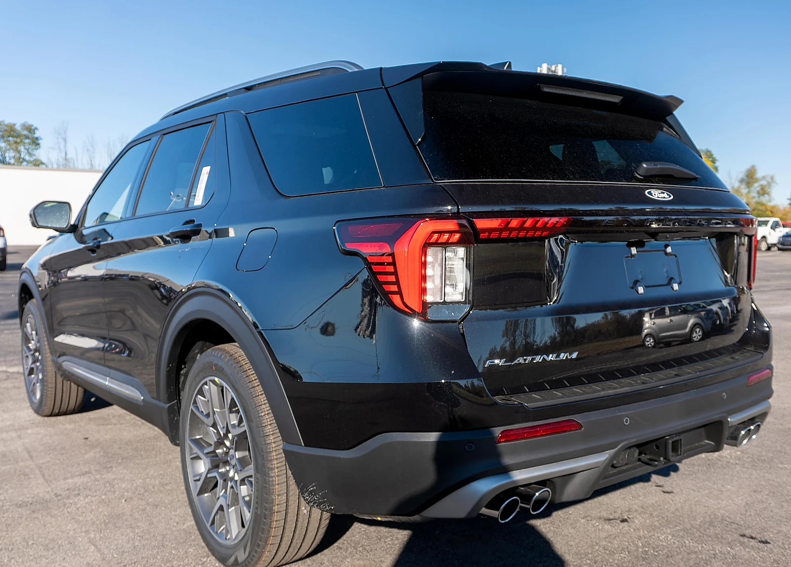 New 2027 Agate Black Metallic Ford Platinum™ image 7