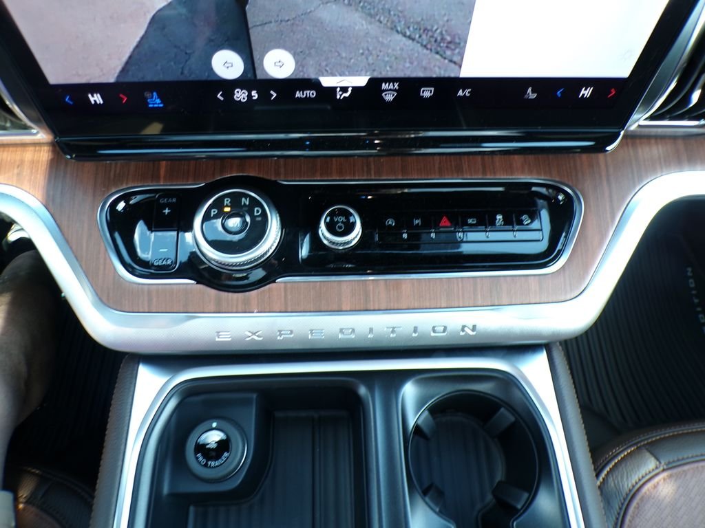 New 2026 White Ford King Ranch image 26