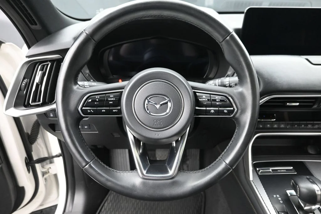 Used 2025 White Mazda 3.3 Turbo Premium Plus image 17