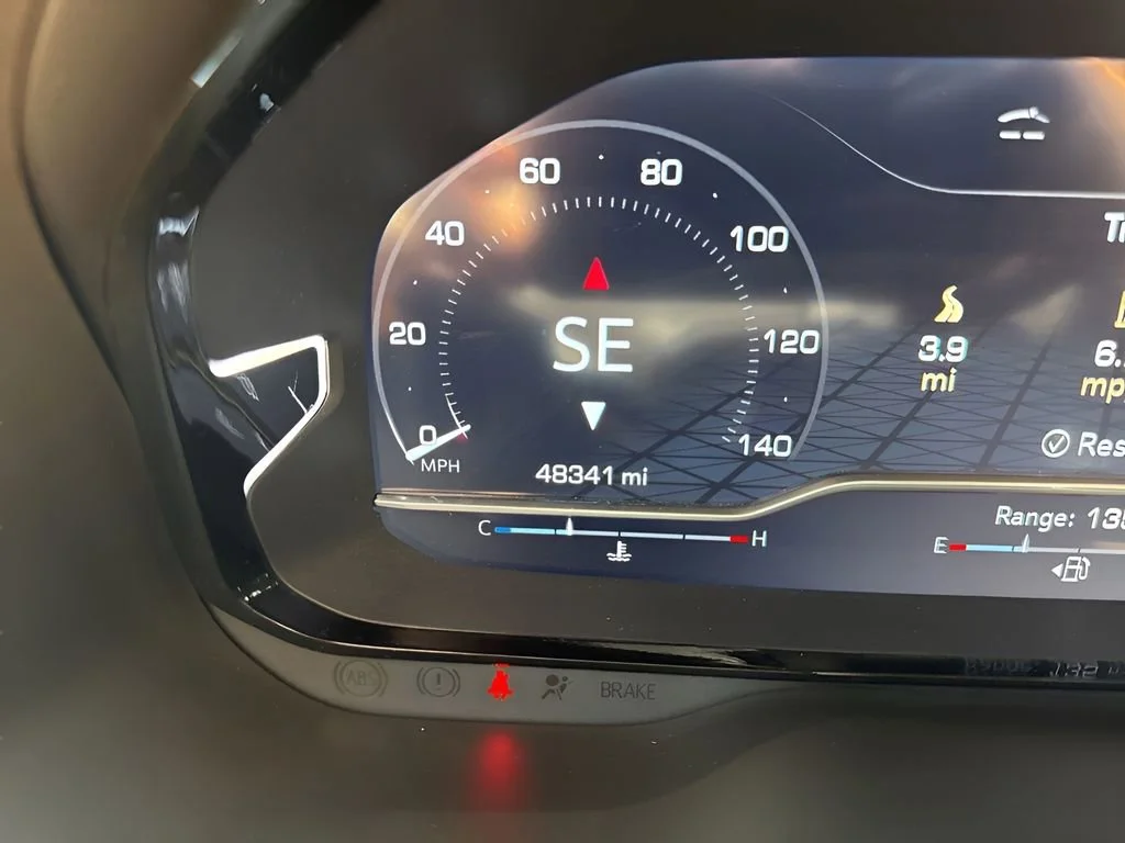 Used 2024 Sterling Metallic GMC Denali image 27