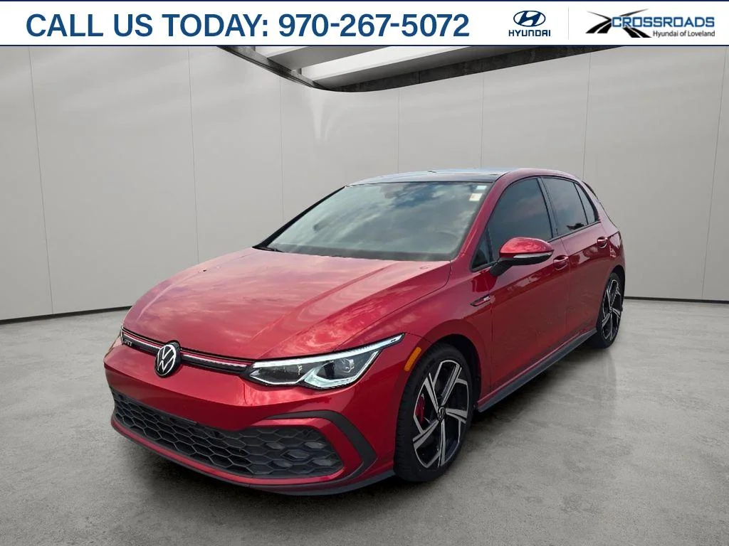 Used 2024 Kings Red Metallic Volkswagen SE image 1