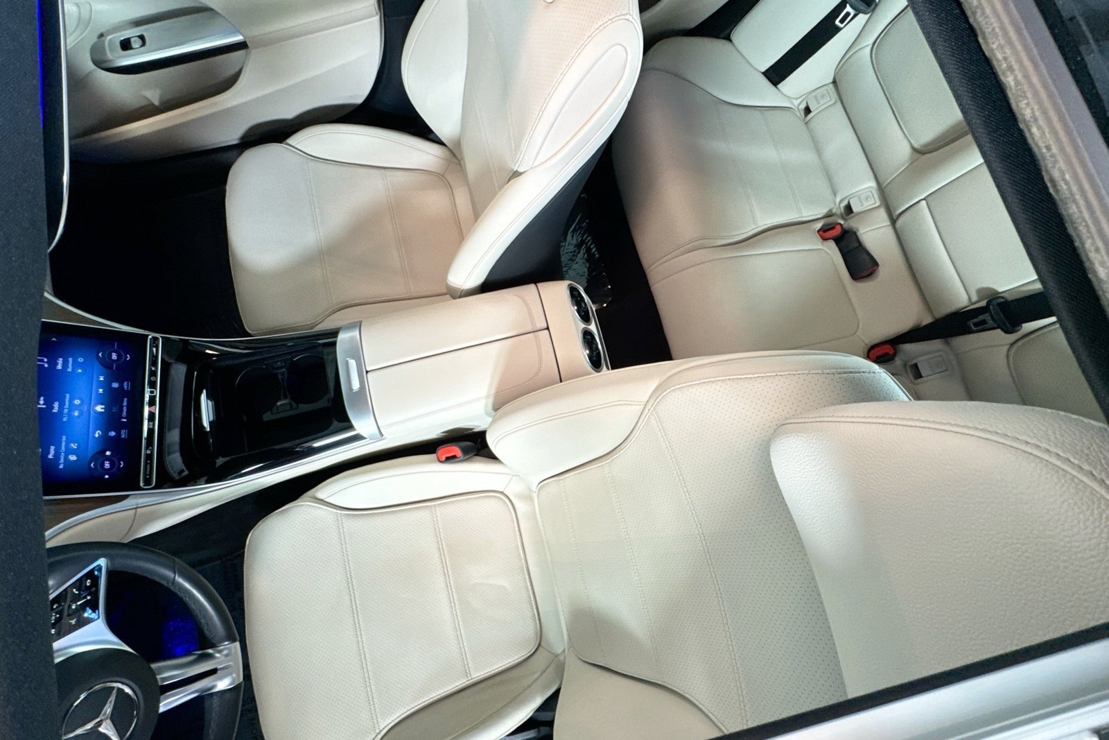 Used 2024 Polar White Mercedes-Benz C 300 image 20