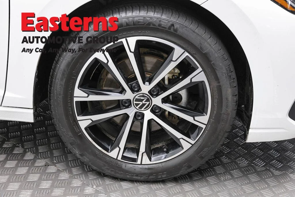 Used 2025 White Volkswagen 1.5T Sport image 30