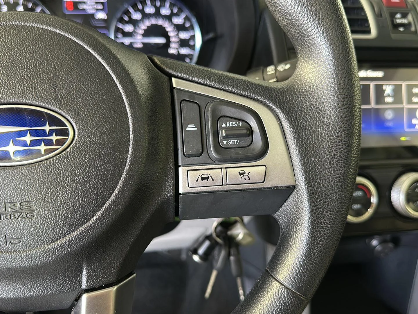 Used 2018 Quartz Blue Pearl Subaru Premium image 16