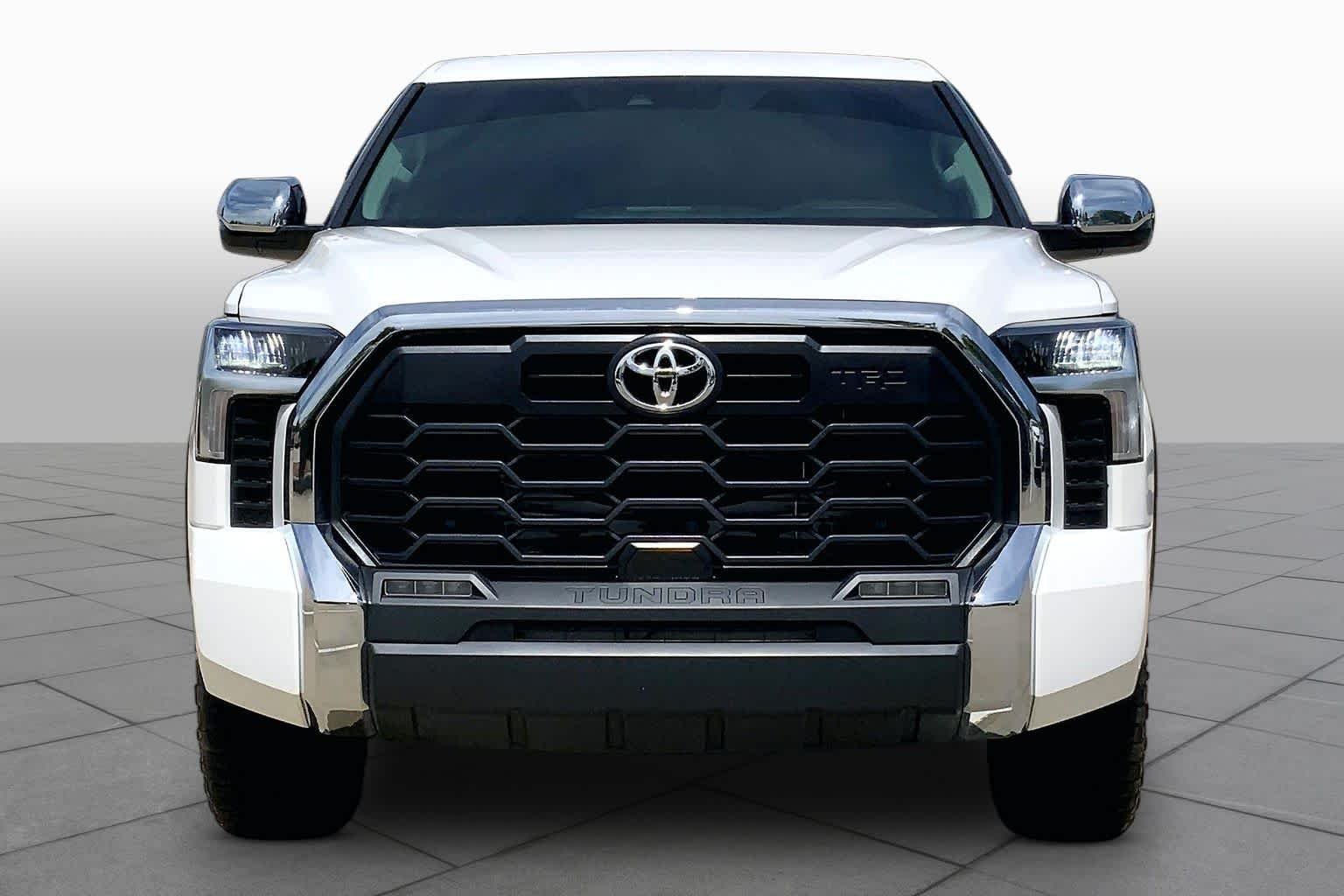 Used 2024 Ice Cap Toyota SR5 image 4