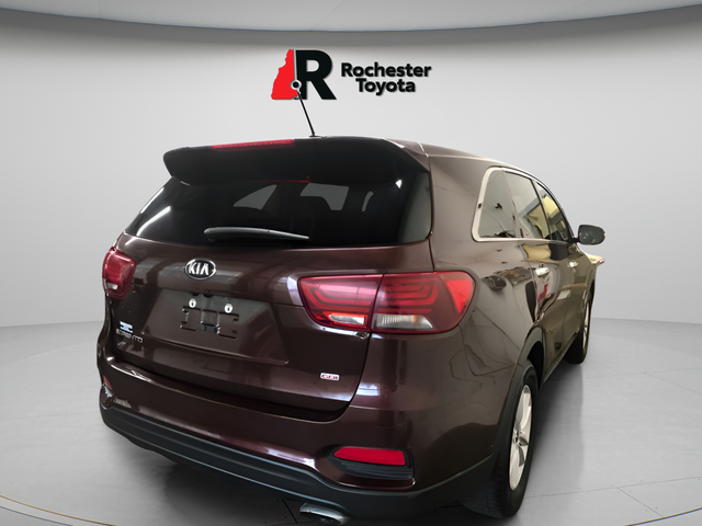 Used 2020 Purple Kia LX image 6