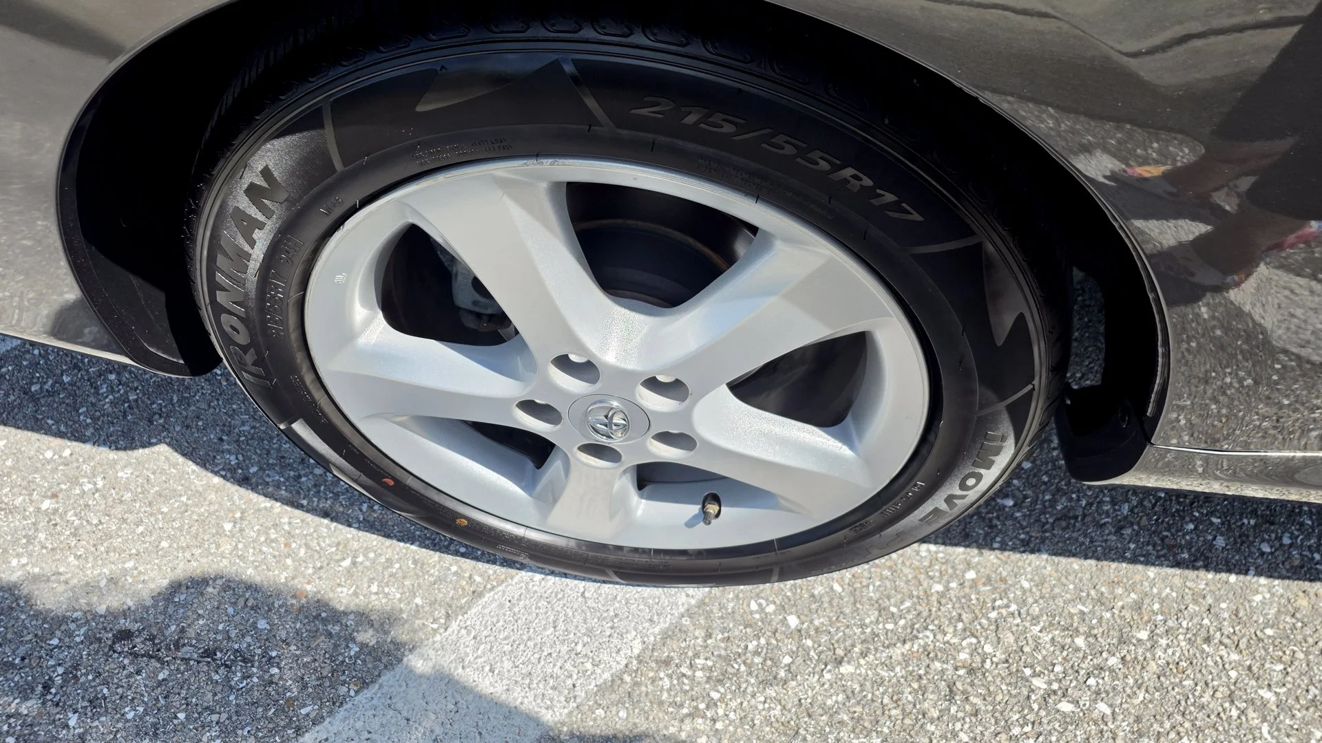 Used 2008 Gray Metallic Toyota SLE image 13