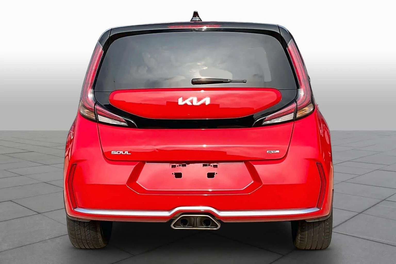 Used 2023 Inferno Red Kia GT-Line image 5