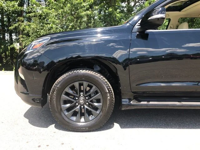 Used 2021 Onyx Black Lexus 460 image 41