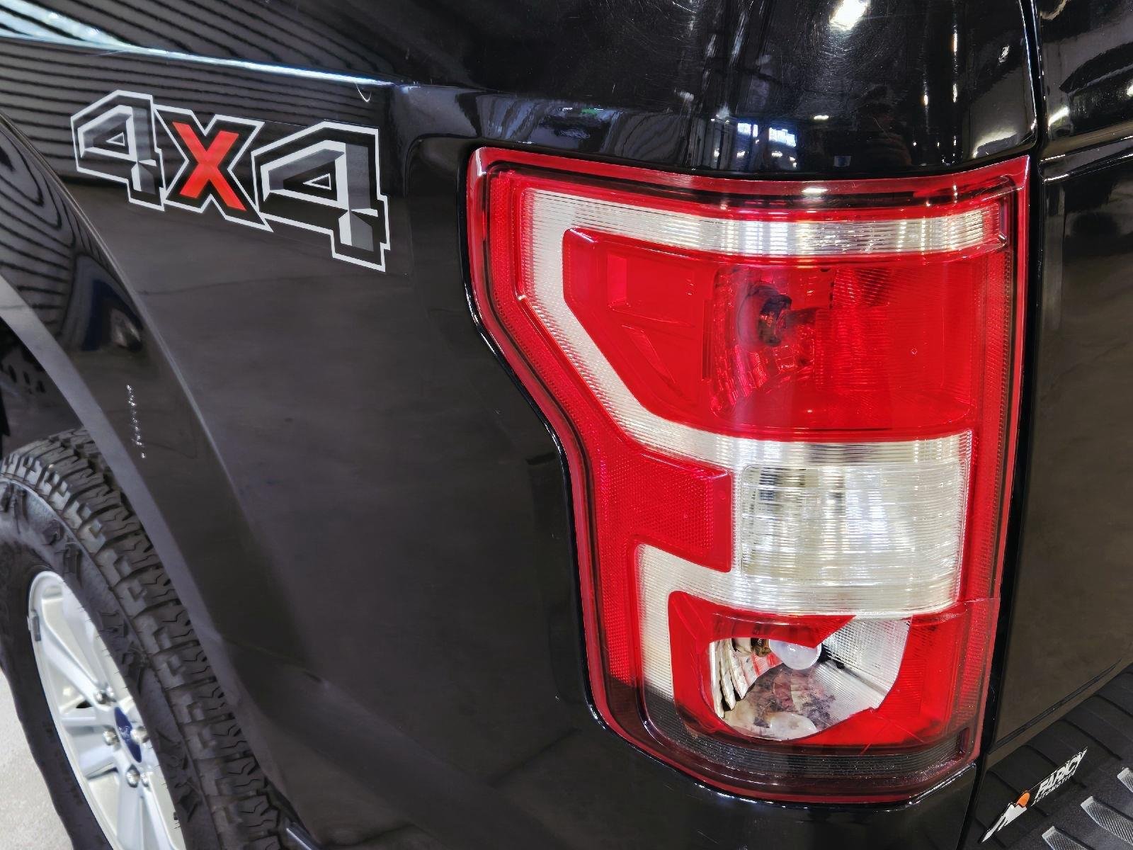 Used 2019 Agate Black Ford XLT image 16