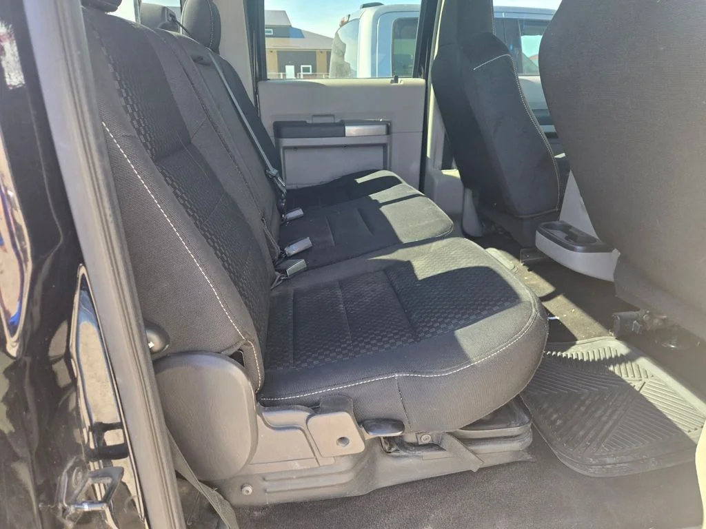 Used 2008 Black Ford XL image 11