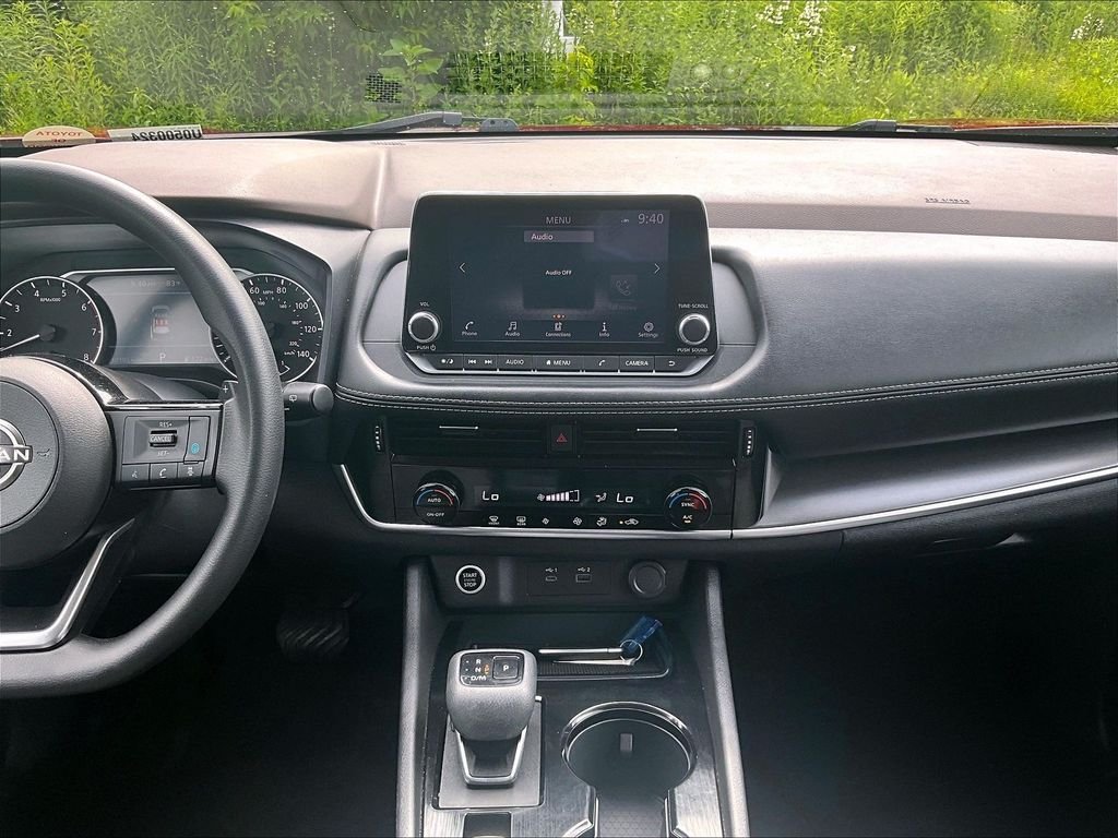 Used 2023 Red Nissan SV image 18