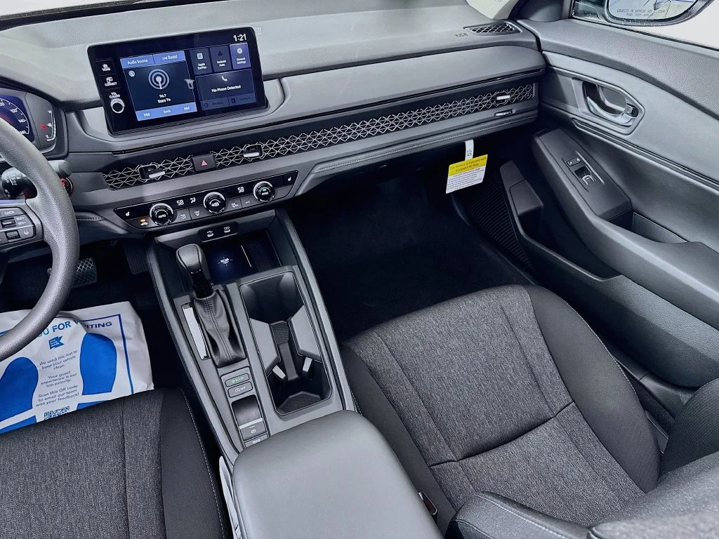 New 2026 Canyon River Blue Metallic Honda SE image 33