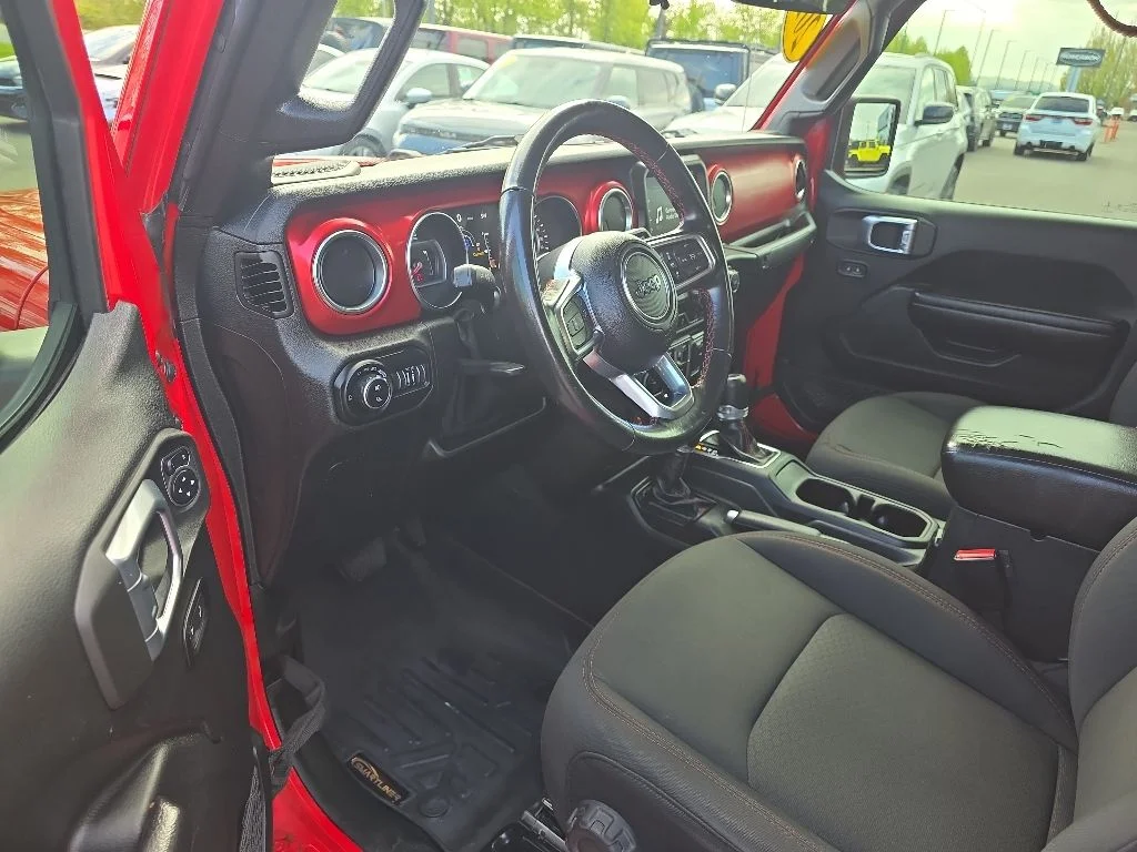 Used 2021 Red Jeep Rubicon image 12