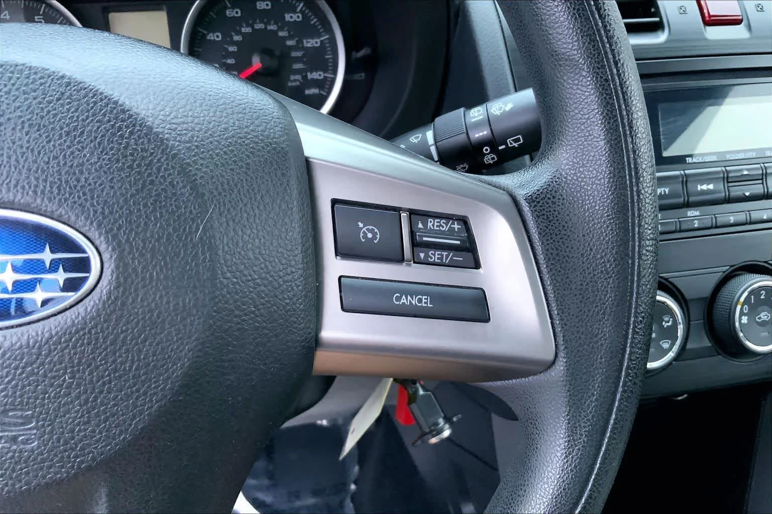 Used 2015 Dark Gray Metallic Subaru 2.5i image 21