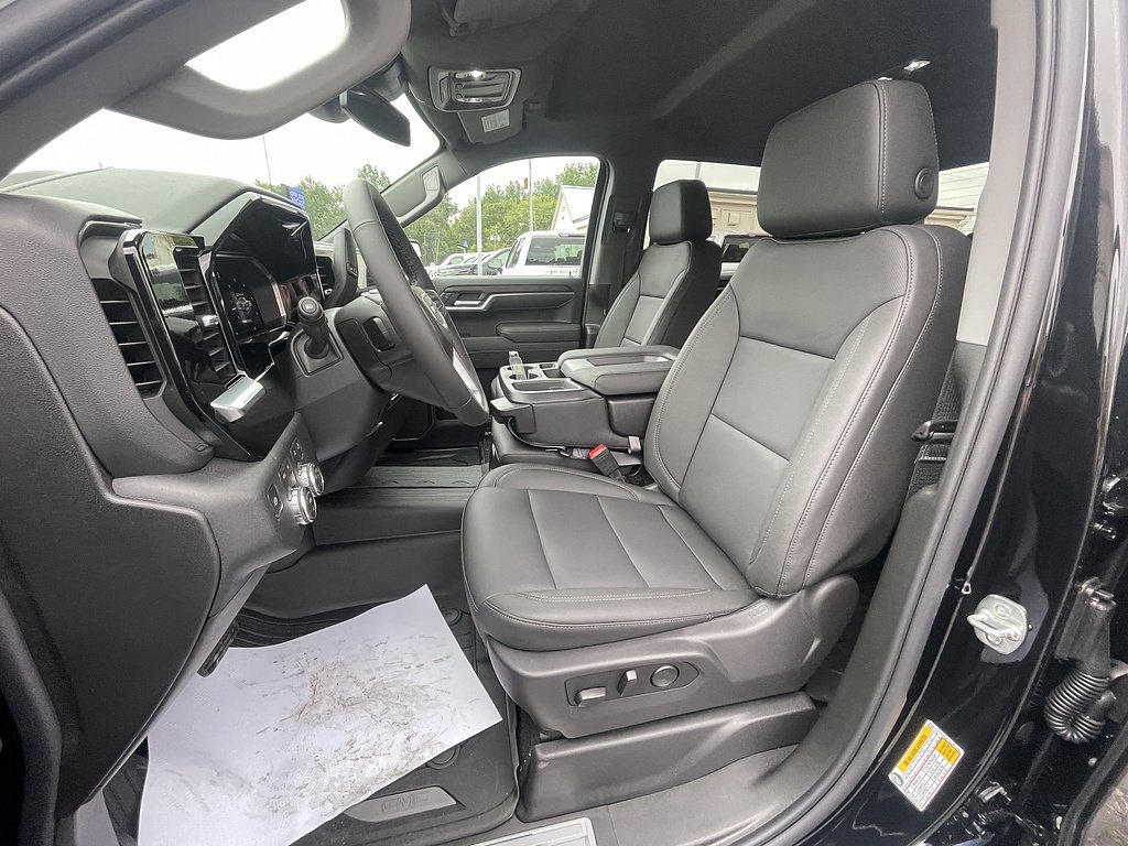 2026 GMC Sierra 1500 SLT - Photo 16