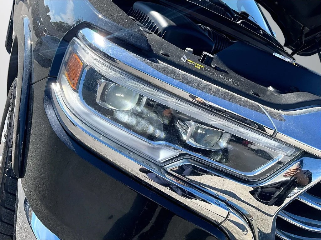 Used 2019 Black Ram Laramie Longhorn image 31
