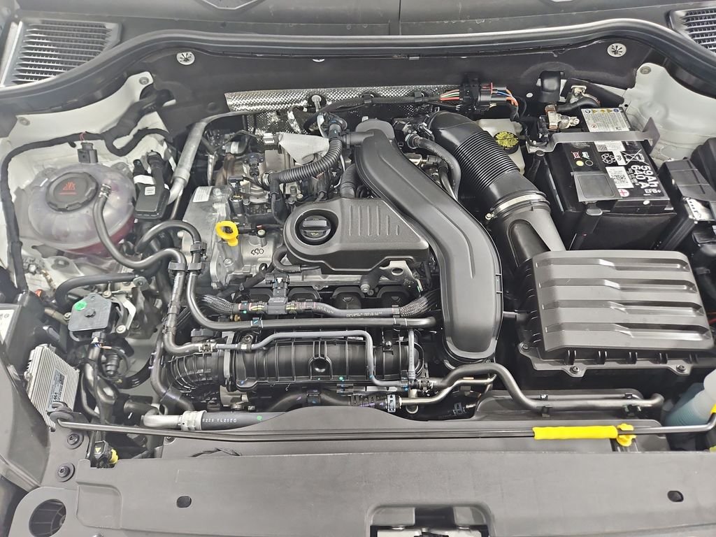 2026 Volkswagen Taos SE Black - Photo 20