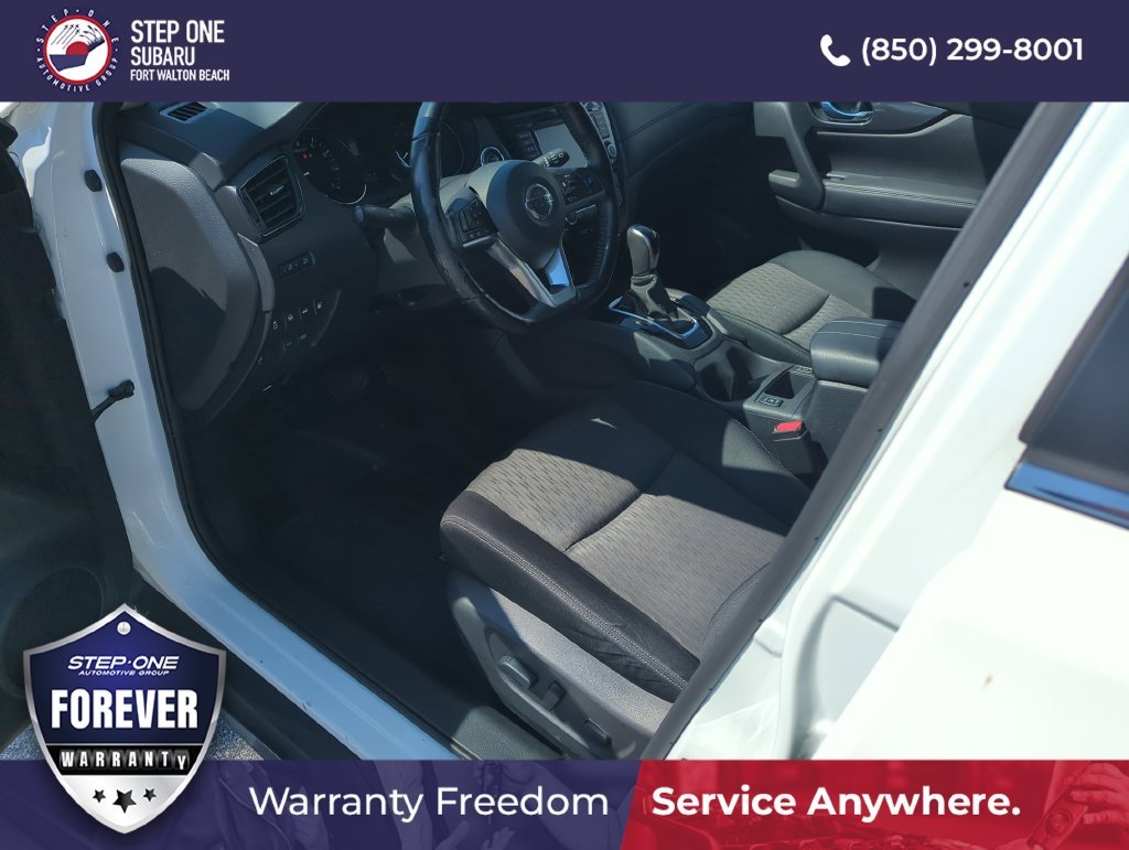Used 2020 White Nissan SV image 11