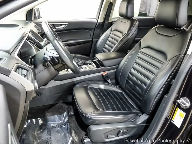 Certified Used 2020 Black Ford SEL image 5