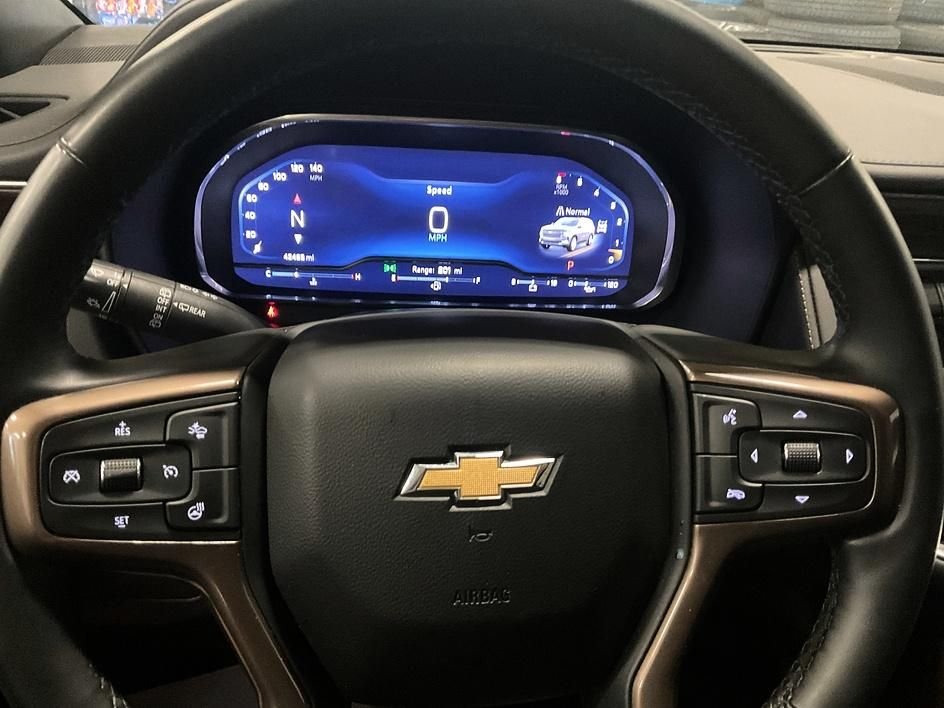 Used 2023 White Chevrolet High Country image 30