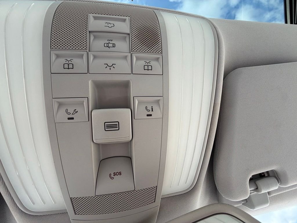 Used 2016 Silver Mercedes-Benz E 350 image 33