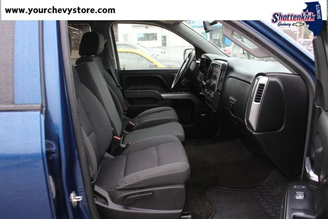 Used 2015 Blue Chevrolet LT image 16