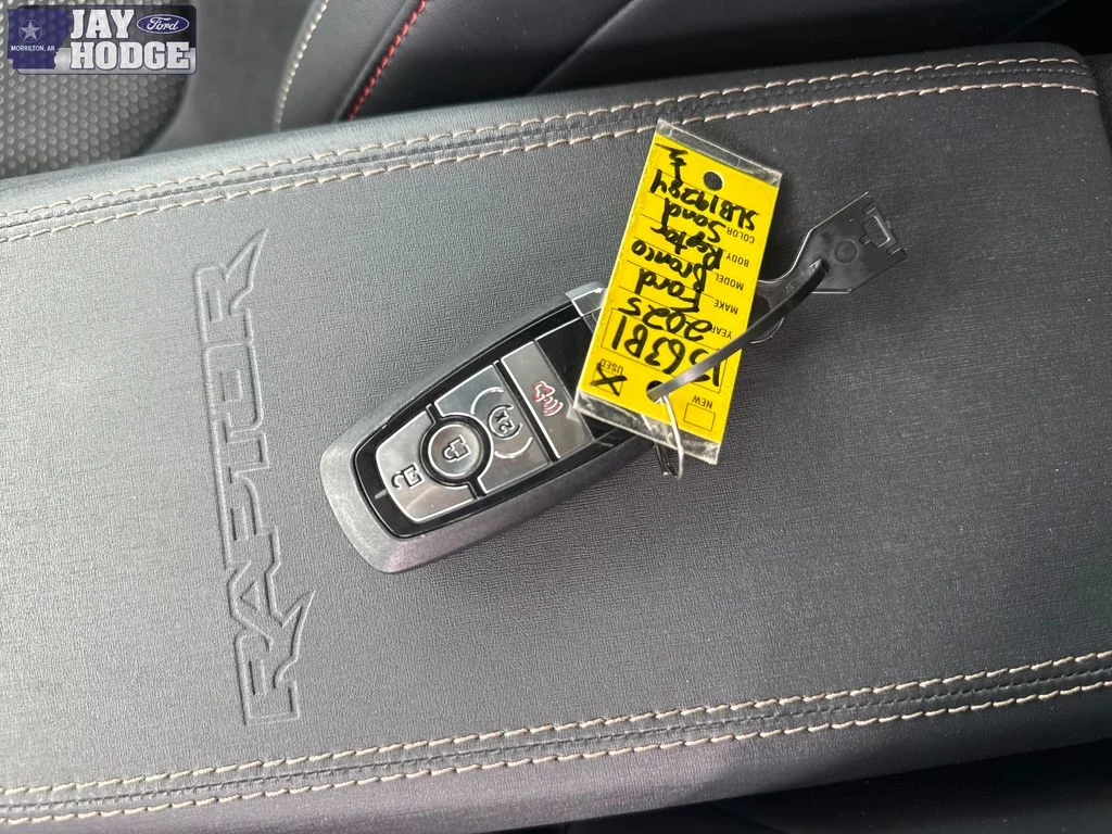 Used 2025 Desert Sand Ford Raptor image 30
