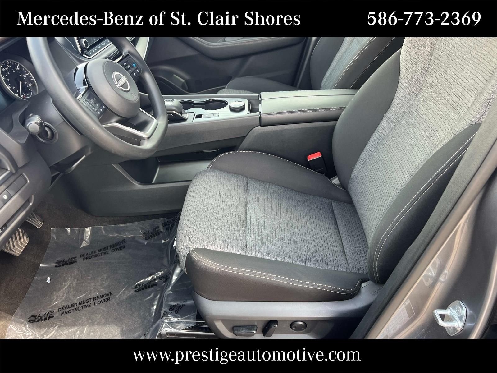 Used 2022 Gray Nissan SV image 20