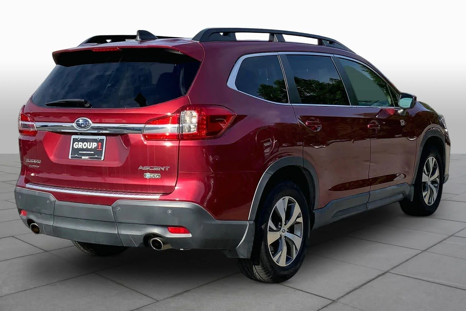 Used 2019 Crimson Red Pearl Subaru Premium image 13