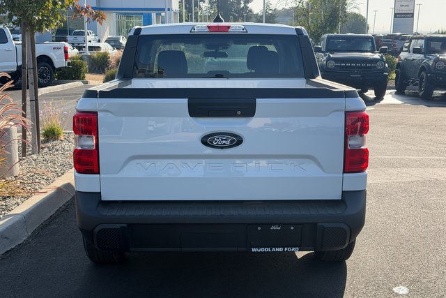 New 2026 Oxford White Ford XL image 9