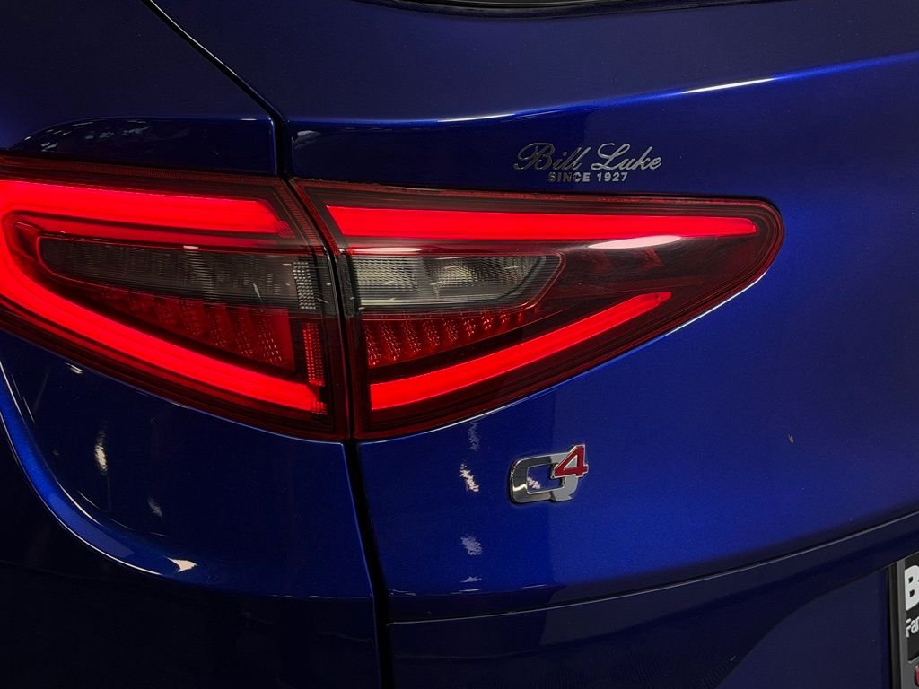 Used 2022 Blue Metallic Alfa Romeo Ti image 11