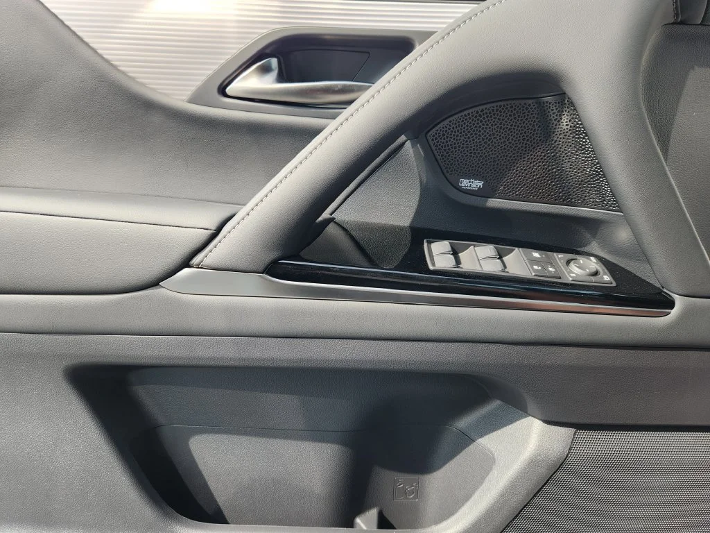New 2026 Ultra White Lexus 600 F SPORT image 17