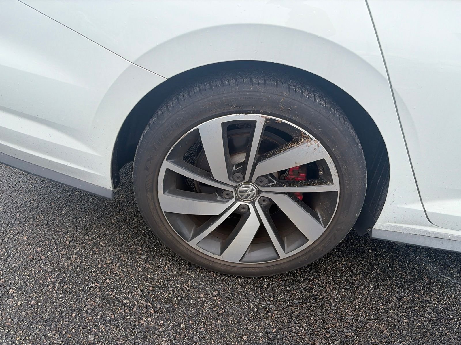 Used 2019 White Volkswagen 2.0T S image 10