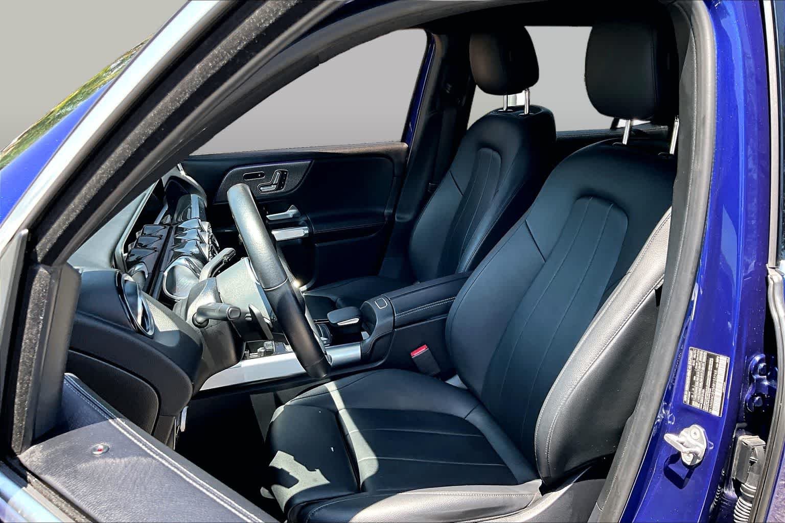 Used 2021 Galaxy Blue Metallic Mercedes-Benz GLB 250 image 8