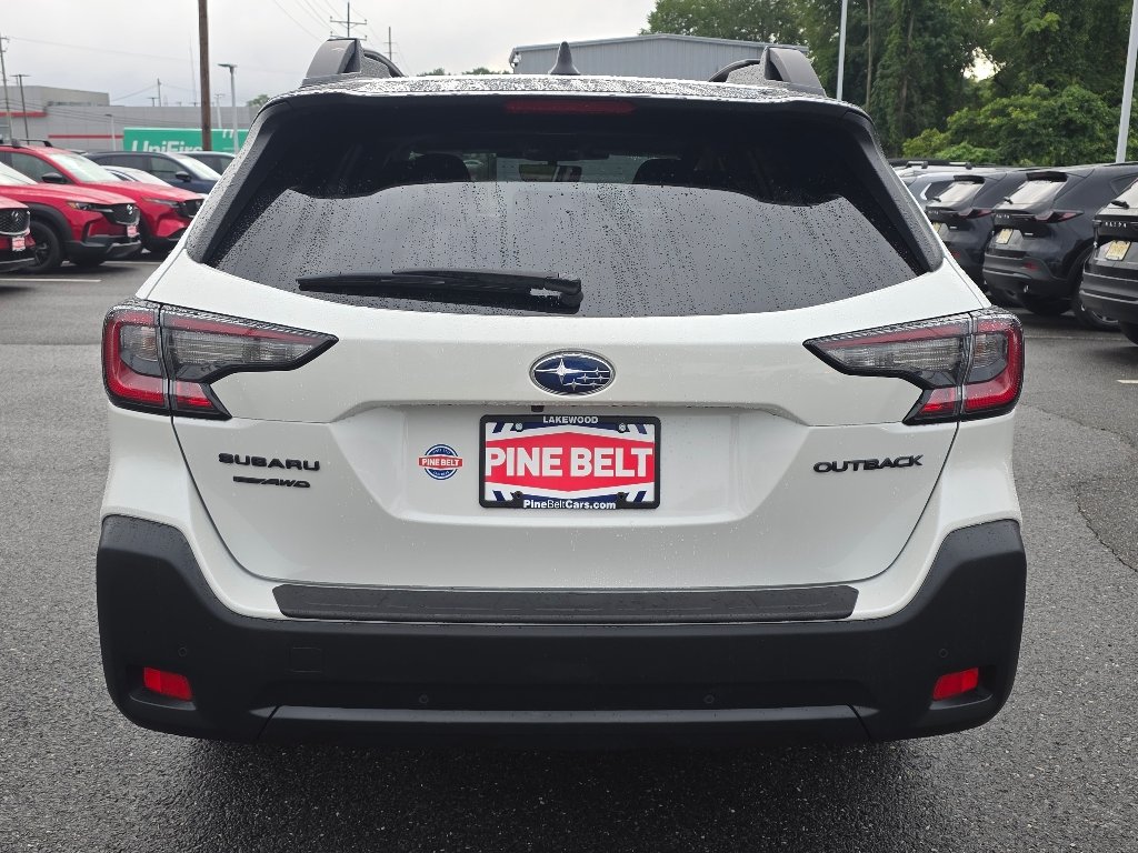 Used 2024 Crystal White Pearl Subaru Onyx Edition image 15