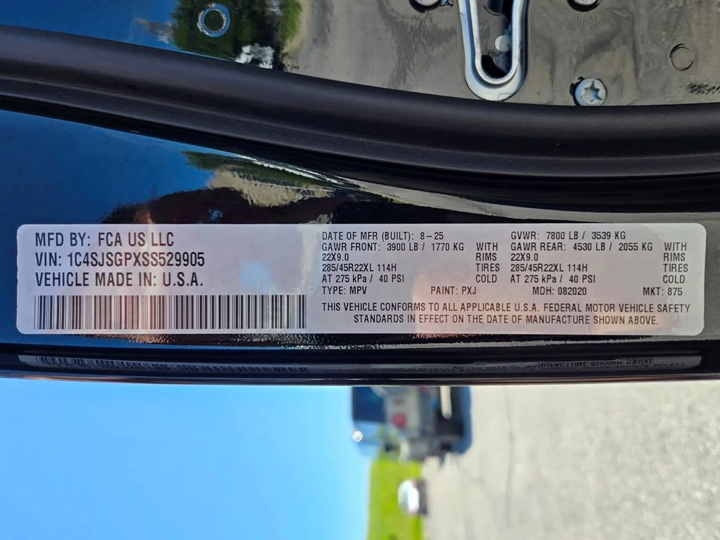 Used 2025 Black Jeep Series III image 37
