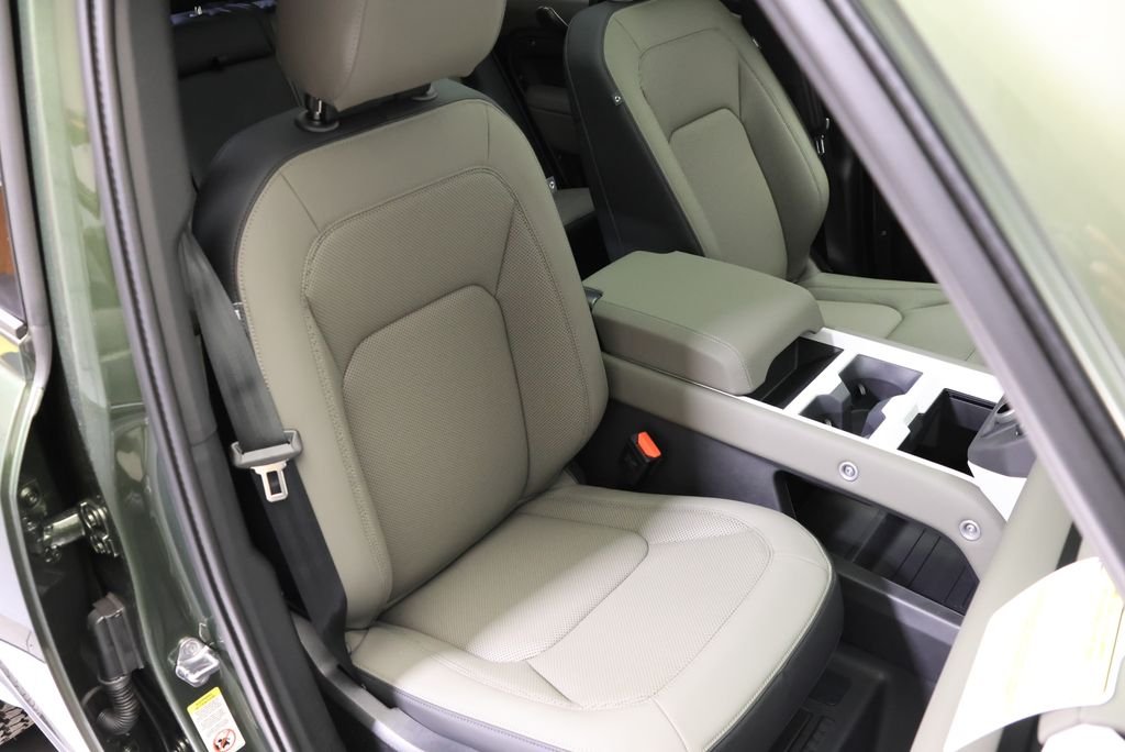 New 2026 Woolstone Green Land Rover S image 39