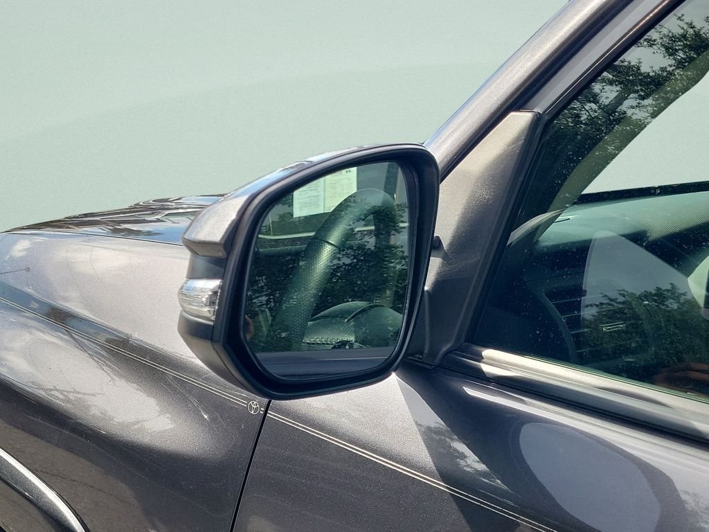 2021 Toyota 4Runner SR5 Premium - Photo 28