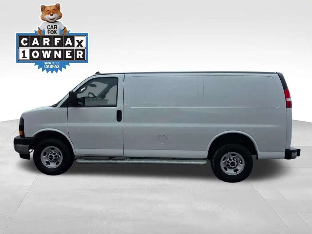 Used 2024 Summit White GMC Work Van image 4