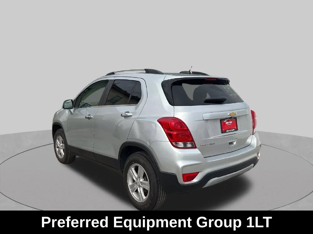 Used 2017 Silver Chevrolet LT image 3