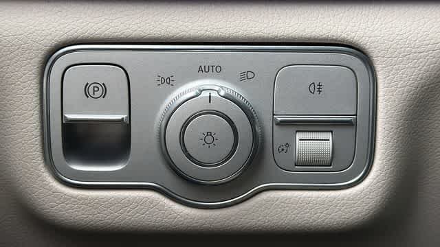 Certified Used 2026 Cirrus Silver Metallic Mercedes-Benz GLE 350 image 17