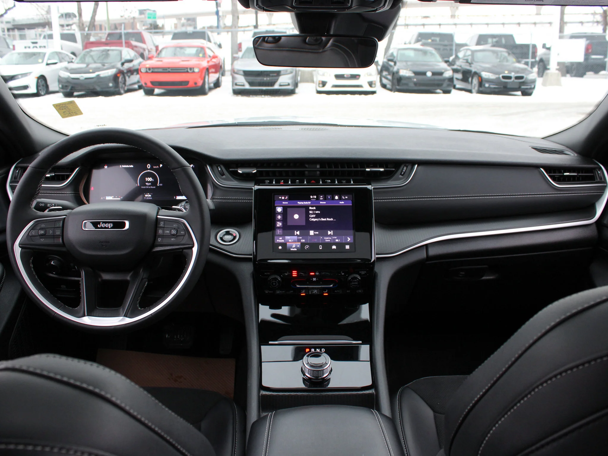 Certified Used 2025 White Jeep Altitude * No Accidents | Trailer Tow Pack | V6 | Adaptive Cruise | Sunroof image 4