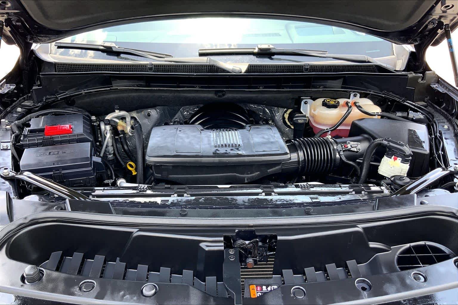 Used 2024 Titanium Rush Metallic GMC Denali image 31